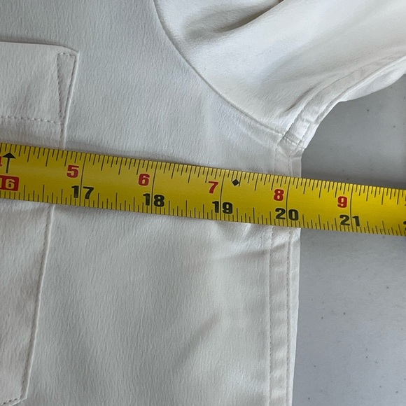 GAP Minimalist Cream Sz S Button Down front Satin Boyfriend Shirt - Picture 10 of 12